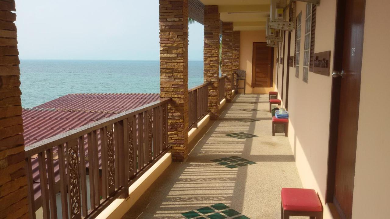 First Villa Beach Resort Baan Tai Eksteriør billede